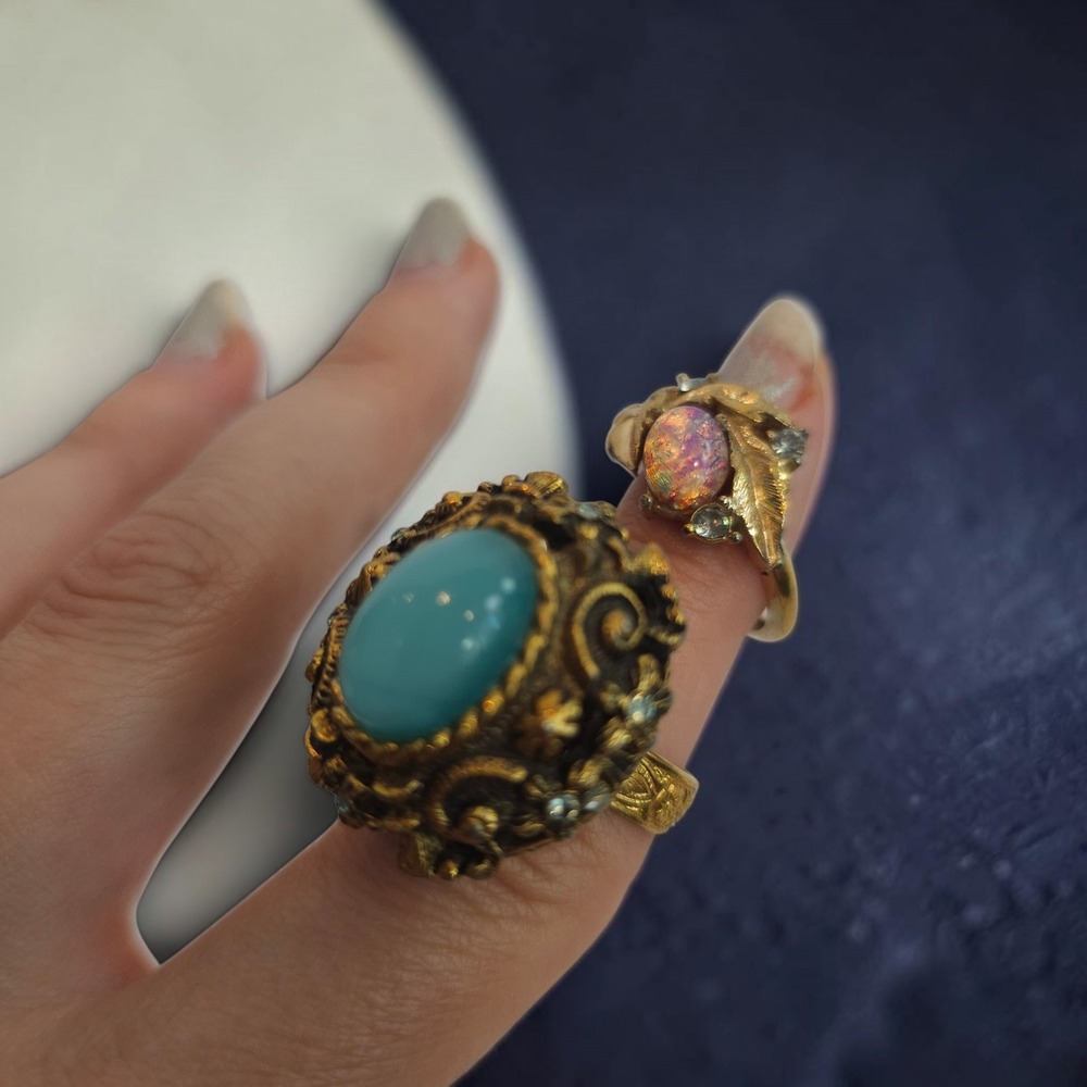 Vintage Gold Tone Cocktail Ring Set Teal, Faux Opal Sarah Coventry & Fire Flower - Picture 6 of 16